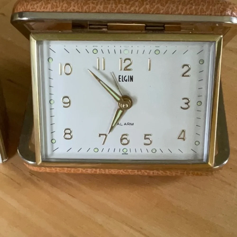 MCM of Elgin Elegant tan and white with gold accents Clock